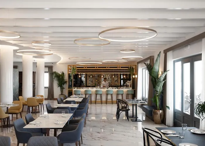 De Sol & 5* Тира