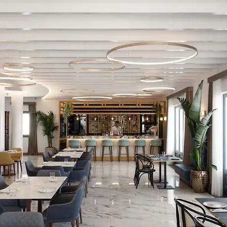 De Sol & 5* Fira (Santorini)
