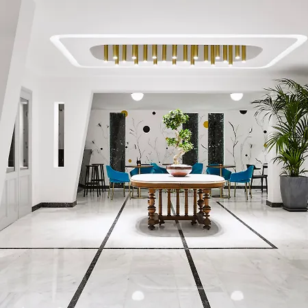 De Sol & 5* Fira (Santorini)