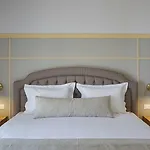 De Sol & 5* Fira (Santorini)